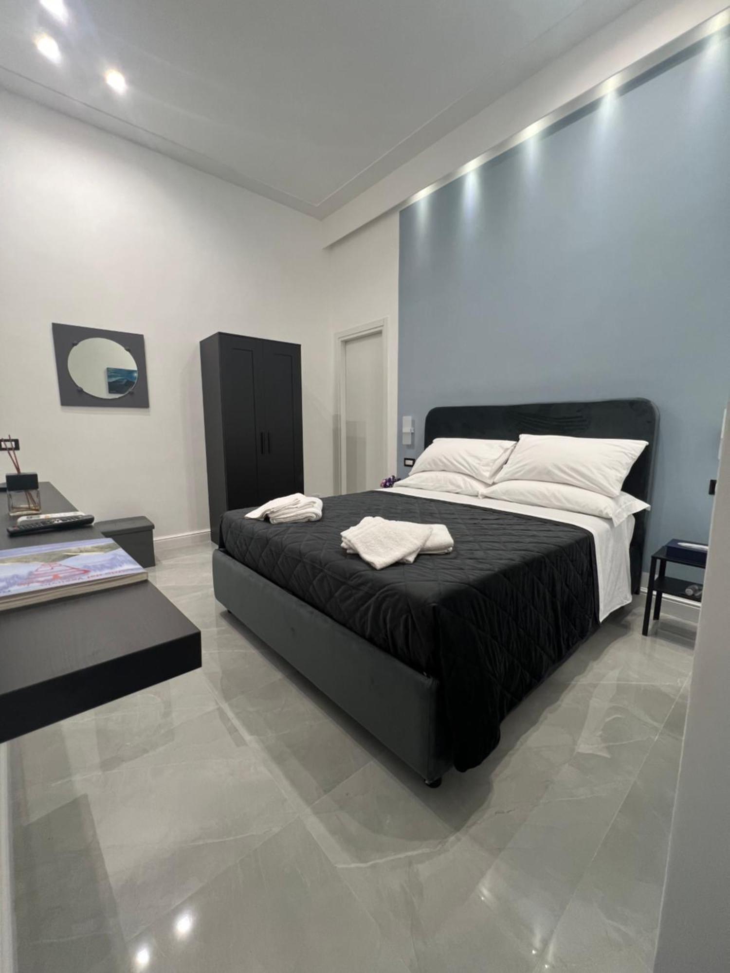 Maison Sanfelice Apartment