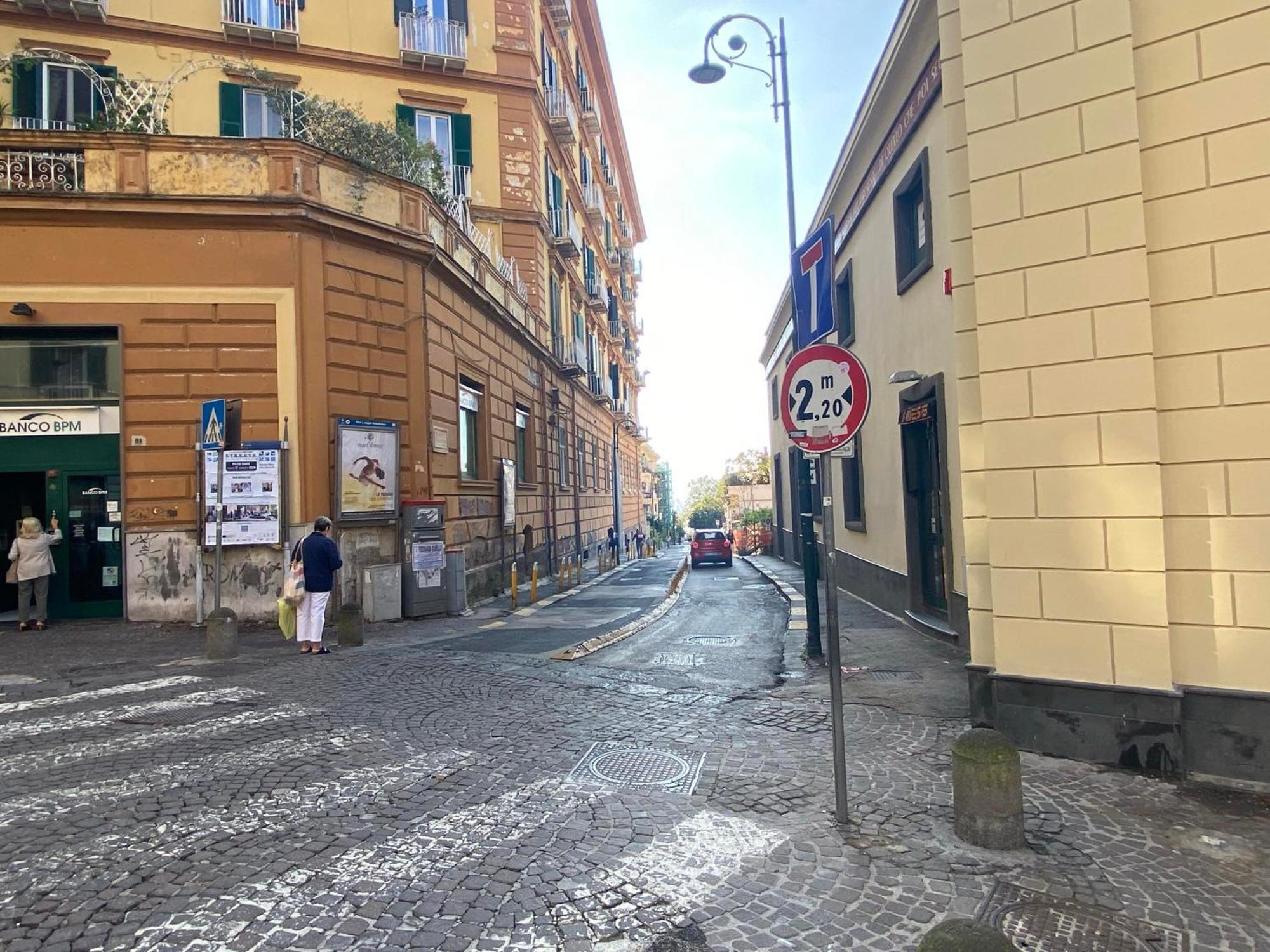 Maison Sanfelice Apartment Naples
